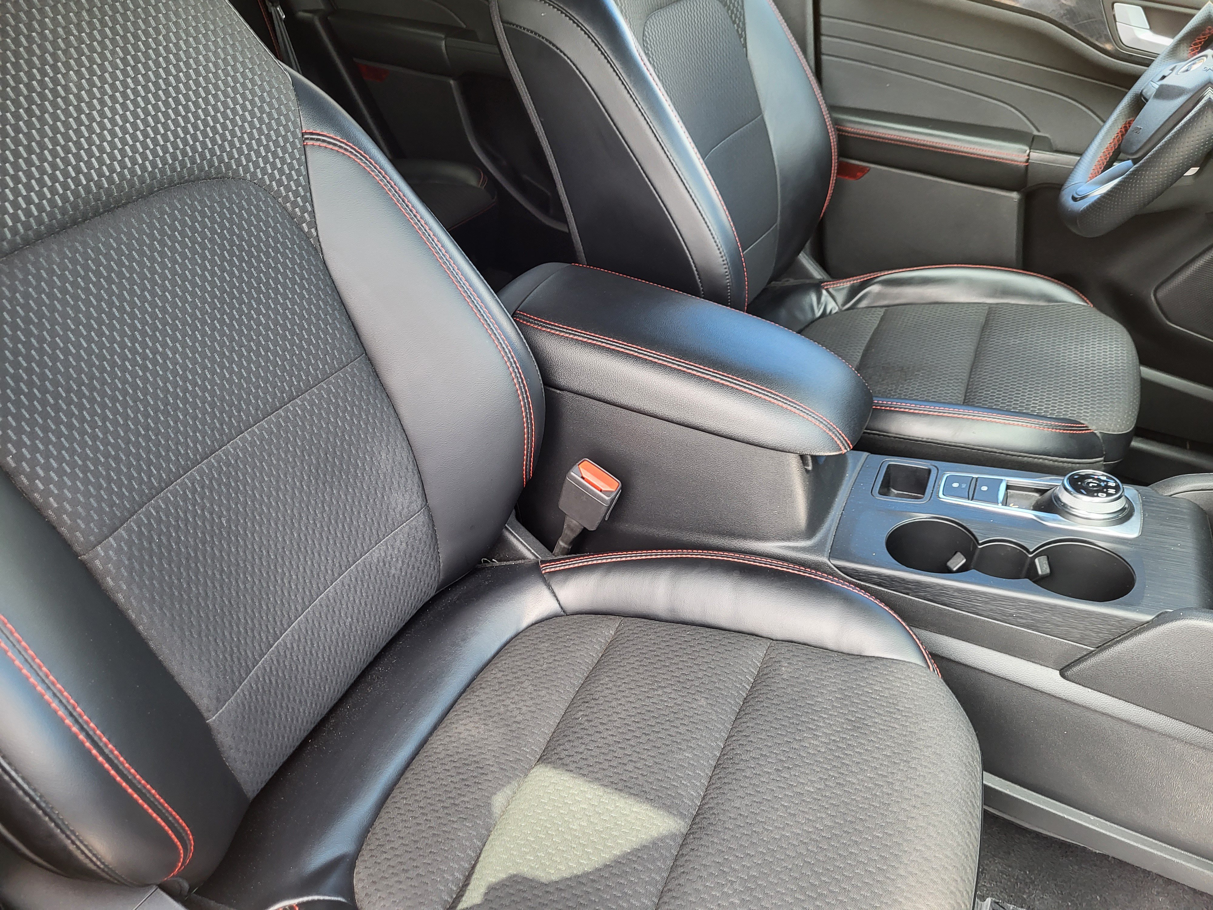 Used 2023 Ford Escape ST-Line w/ Tech Pack #1 FWD image 14