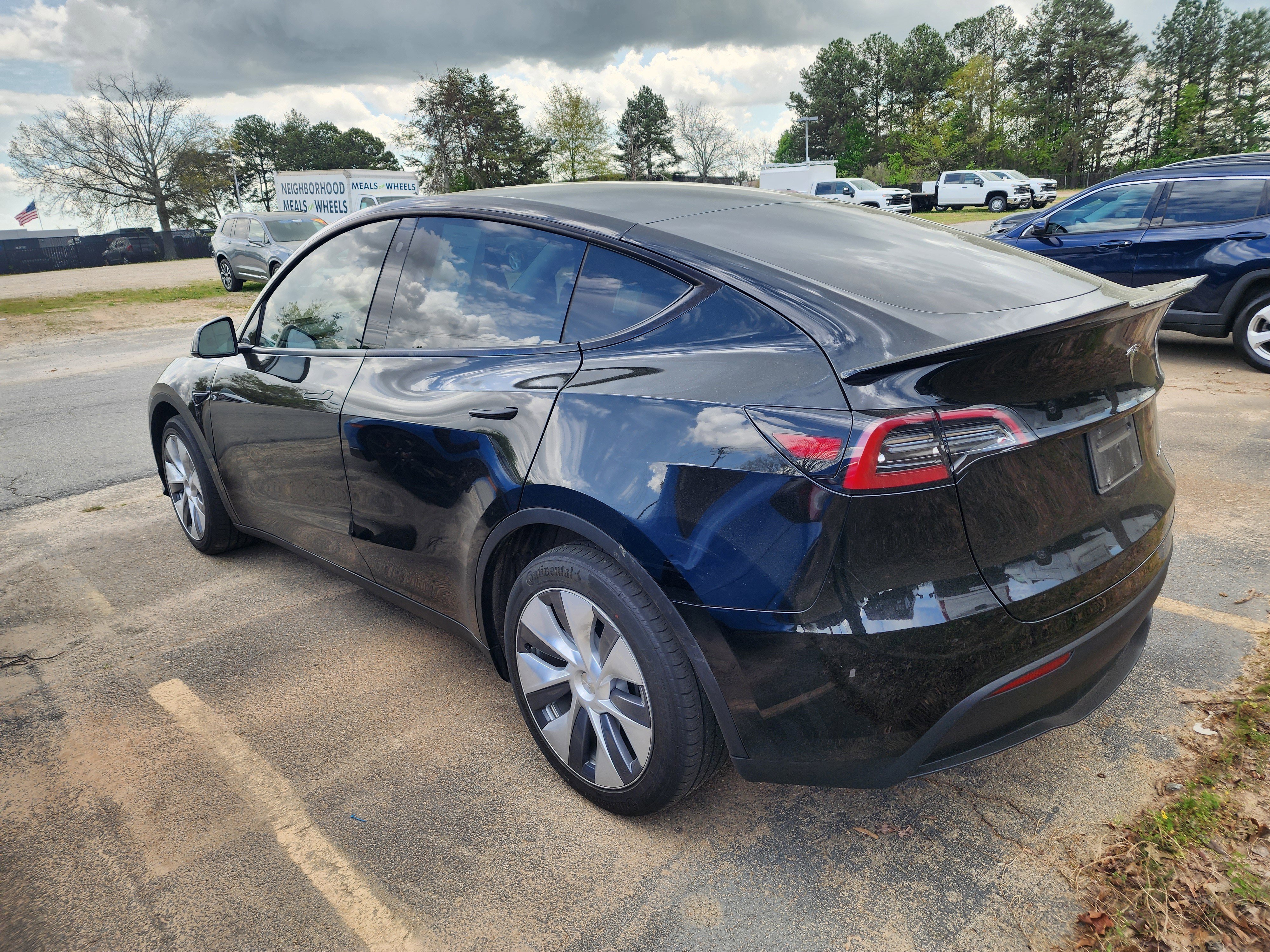 Used 2023 Tesla Model Y Long Range image 6