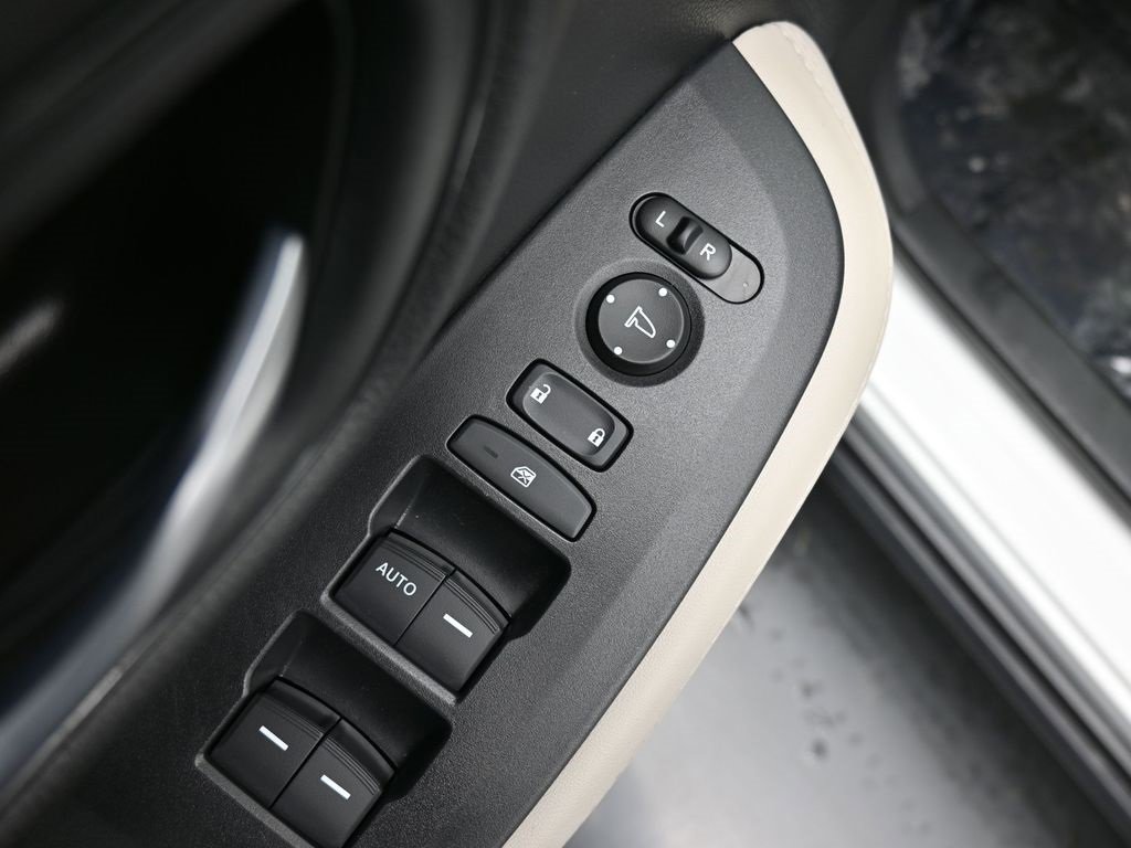 Certified 2026 Honda HR-V LX image 31