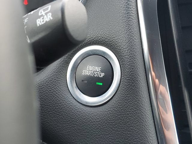 Used 2023 Chevrolet Traverse LT AWD/4WD image 24