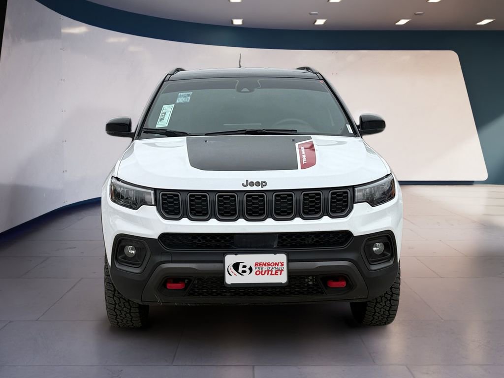 Used 2025 Jeep Compass Trailhawk w/ Trailer Tow Group image 8