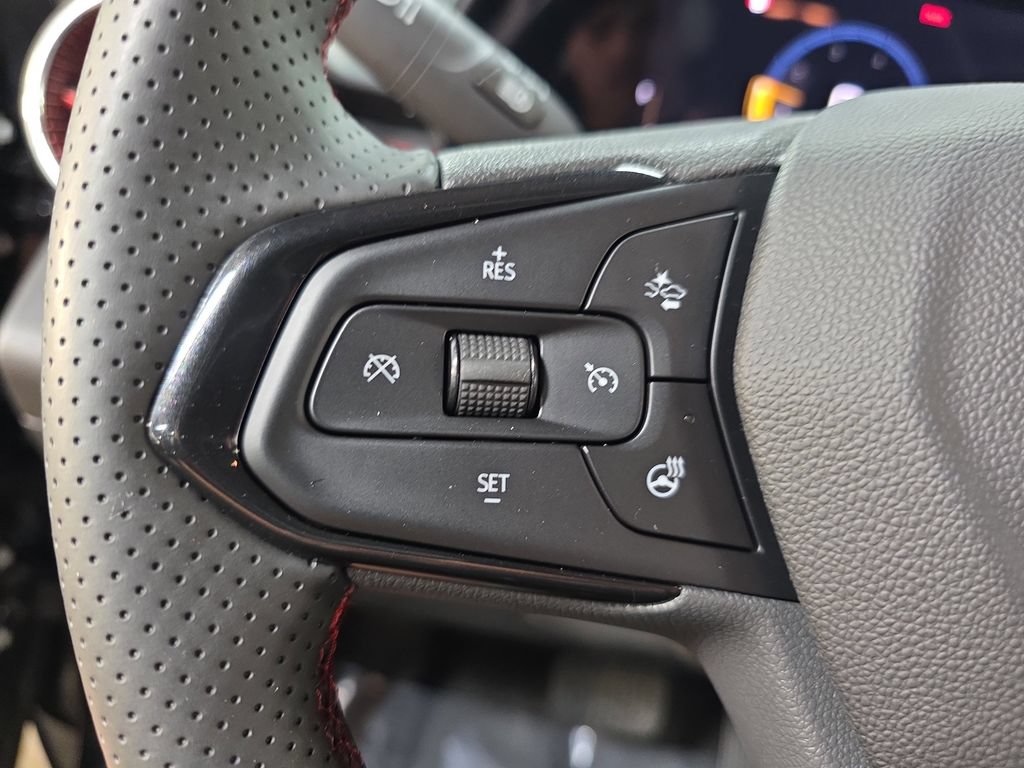 Used 2024 Chevrolet Trax RS w/ Driver Confidence Package FWD image 16