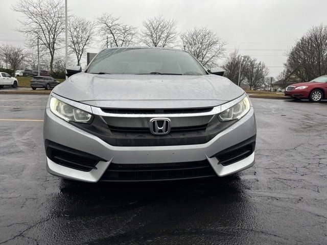 Used 2018 Honda Civic EX image 9