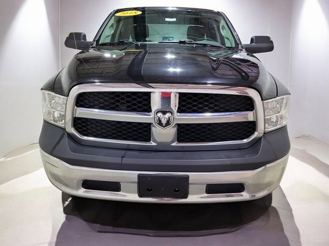 Used 2018 RAM 1500 ST w/ SXT Appearance Group image 10