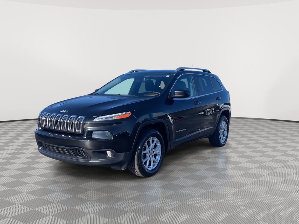 Used 2015 Jeep Cherokee Latitude w/ Cold Weather Group image 4