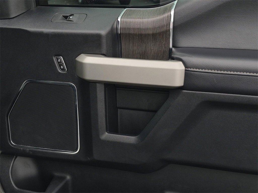 Used 2020 Ford F250 Lariat w/ Lariat Ultimate Package image 14