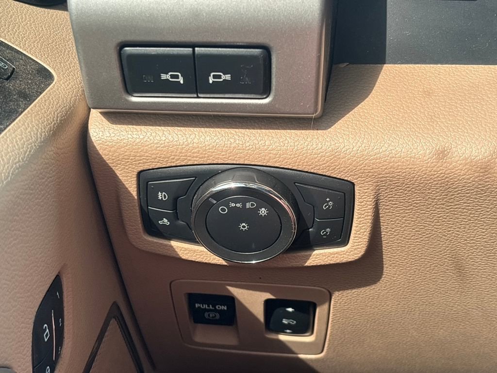Used 2019 Ford F150 Lariat image 24