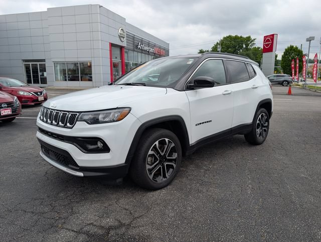 Used 2024 Jeep Compass Limited AWD/4WD image 7