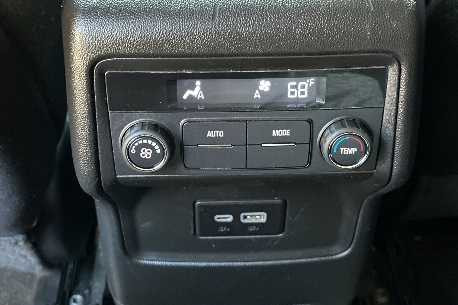 Certified 2023 GMC Acadia SLE w/ Elevation Edition image 15