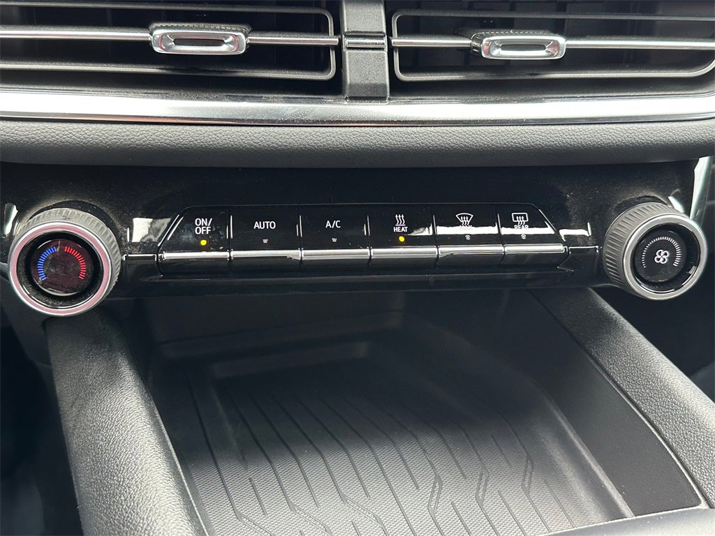 New 2026 Chevrolet Equinox EV LT image 27