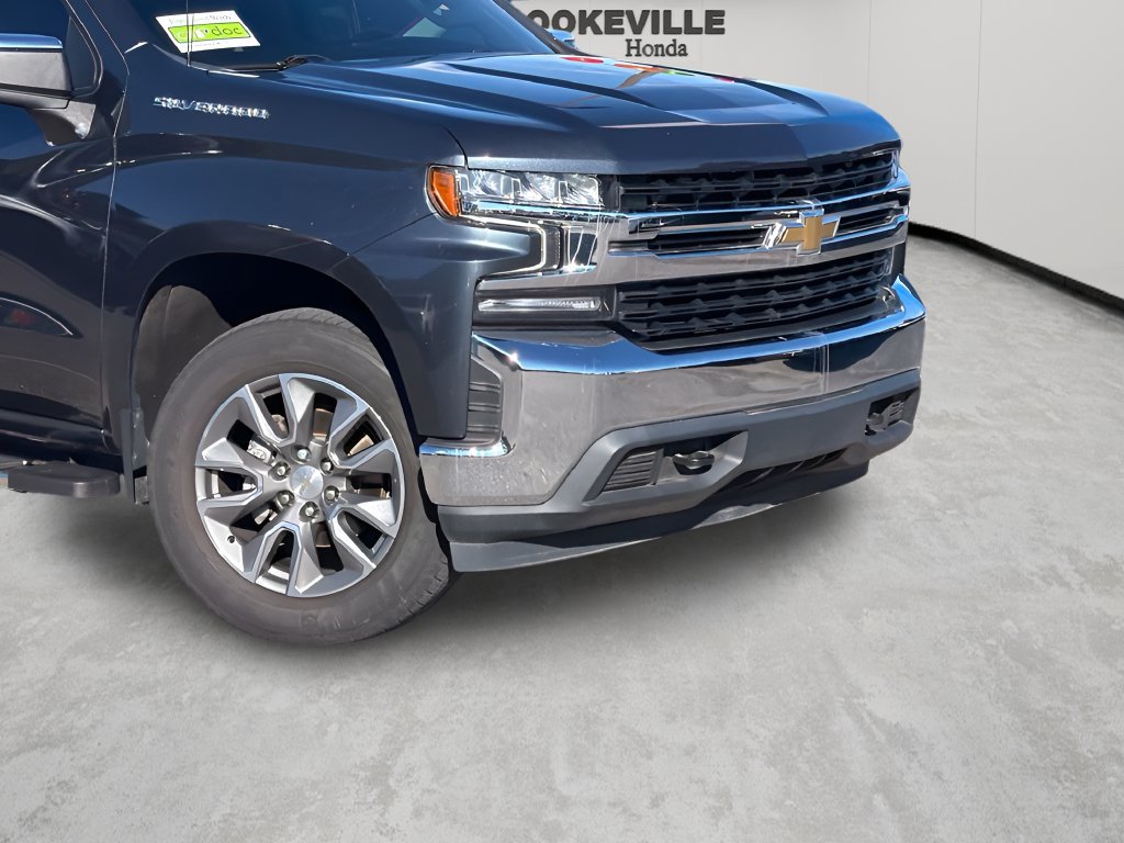 Used 2022 Chevrolet Silverado 1500 LT AWD/4WD image 3