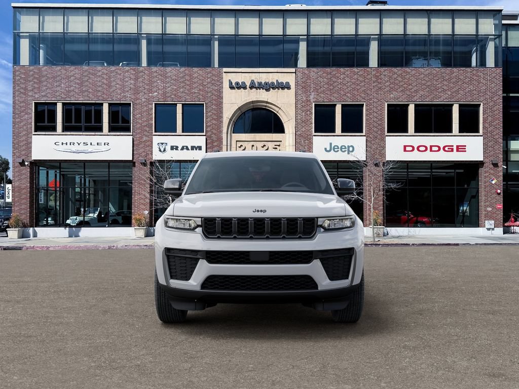 New 2026 Jeep Grand Cherokee Altitude AWD/4WD image 6
