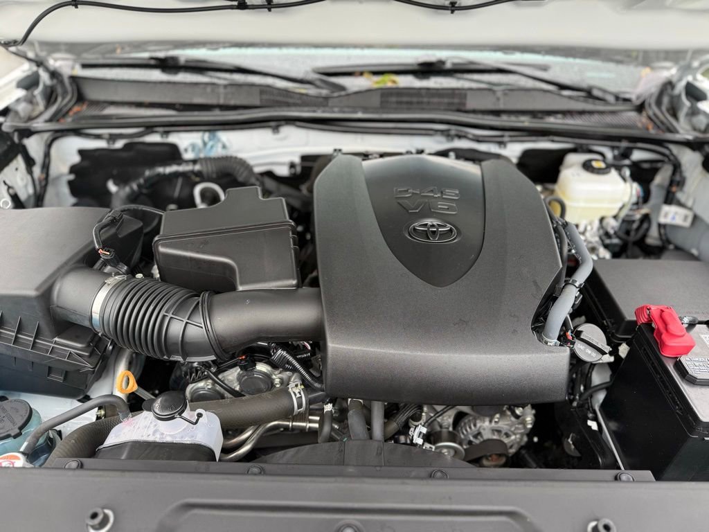 Certified 2023 Toyota Tacoma TRD Off-Road image 10