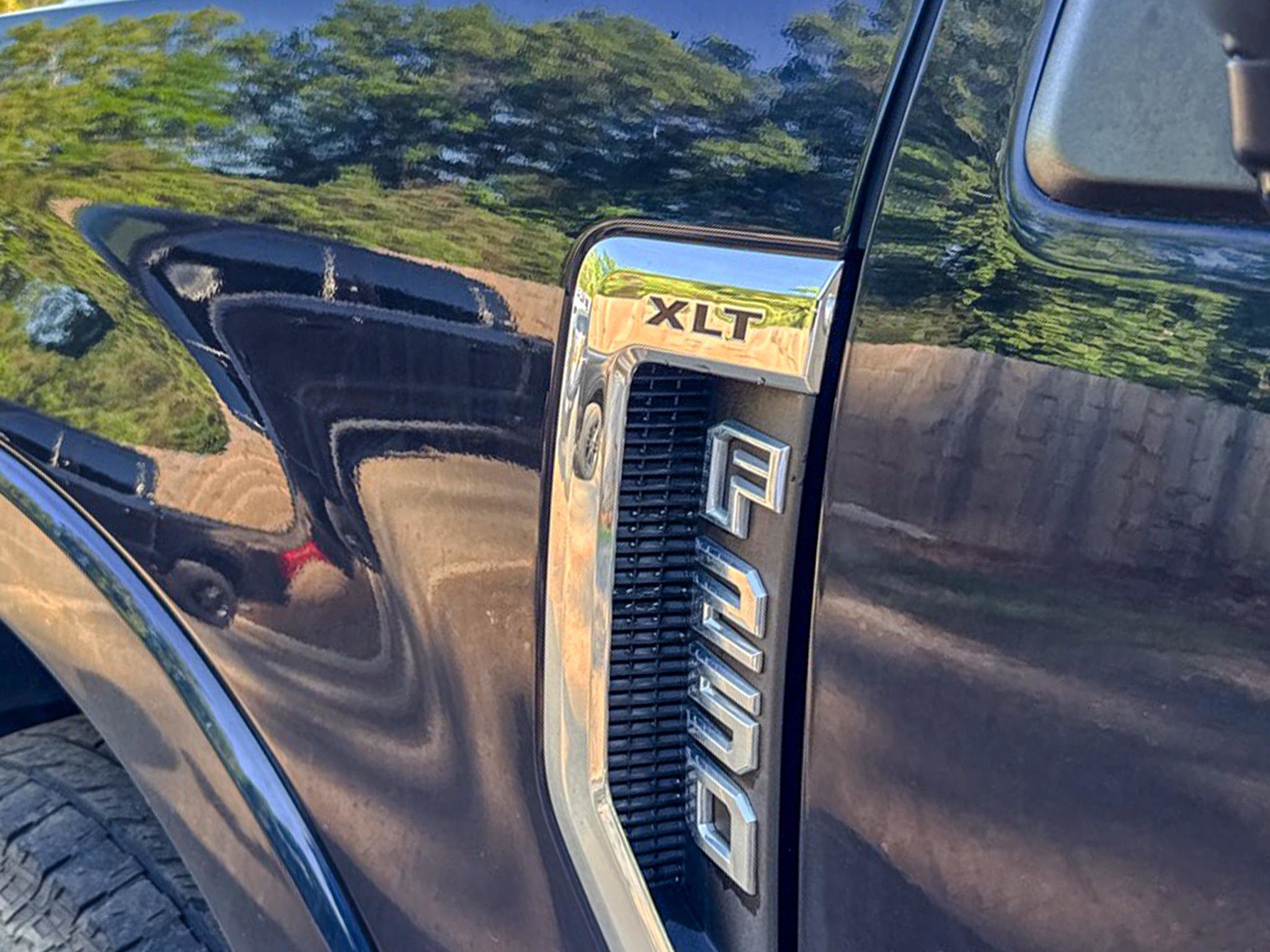 Used 2021 Ford F250 XLT w/ Tremor Off-Road Package image 5