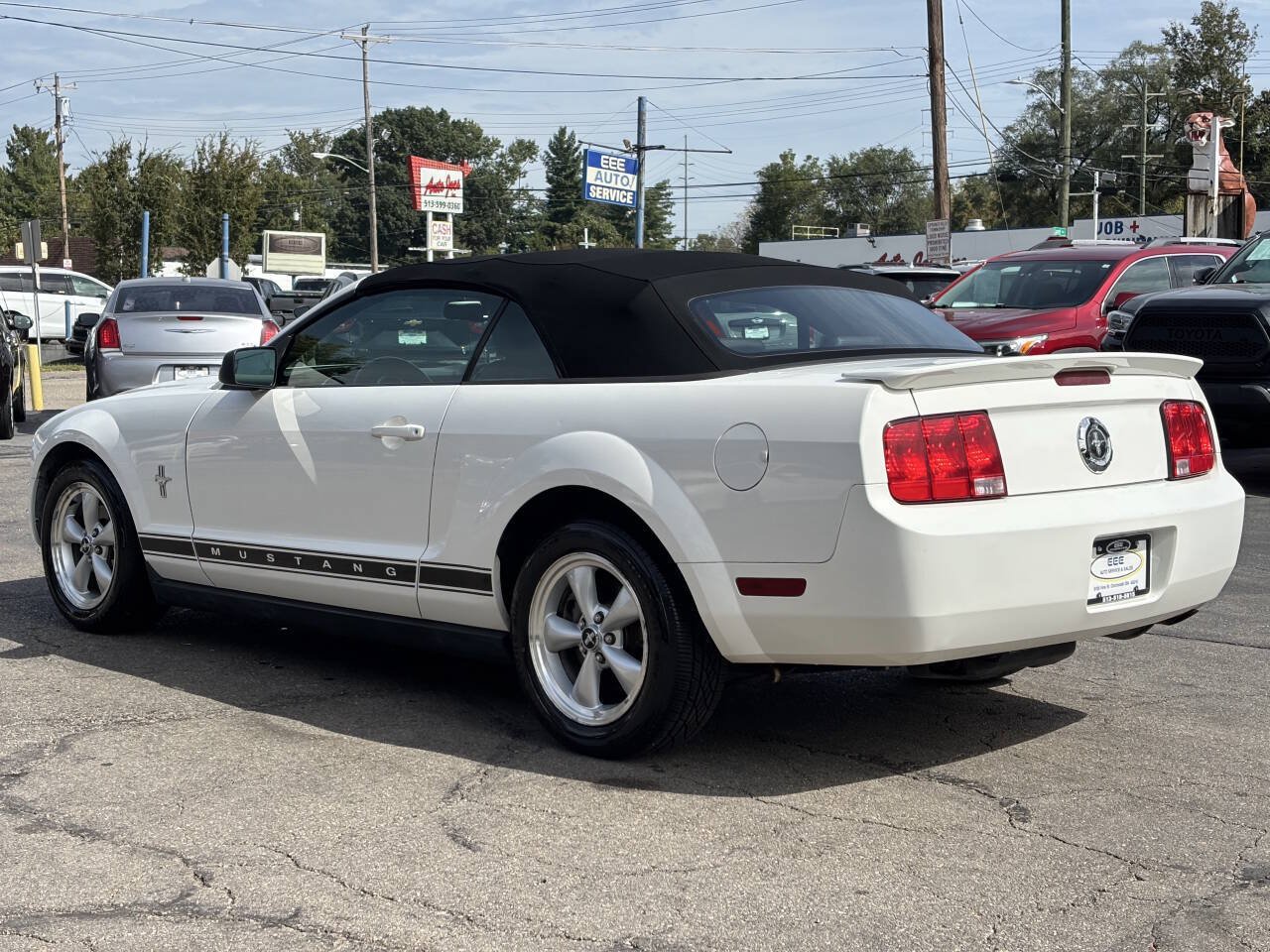 Used 2008 Ford Mustang Premium RWD image 6