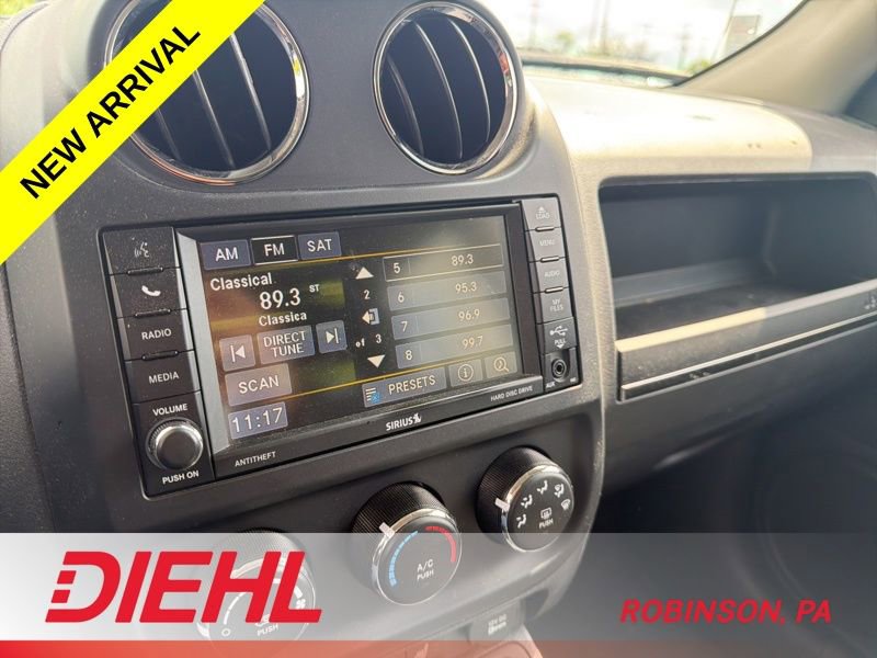Certified 2016 Jeep Patriot Latitude AWD/4WD image 14