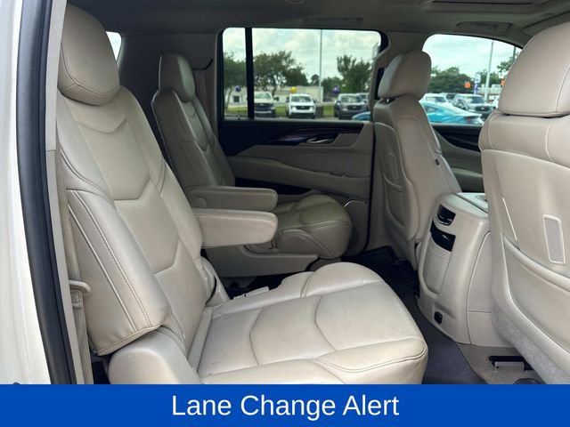 Used 2015 Cadillac Escalade ESV Luxury RWD image 15