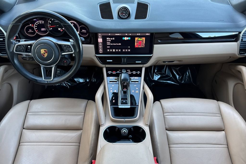 Used 2021 Porsche Cayenne Coupe image 4
