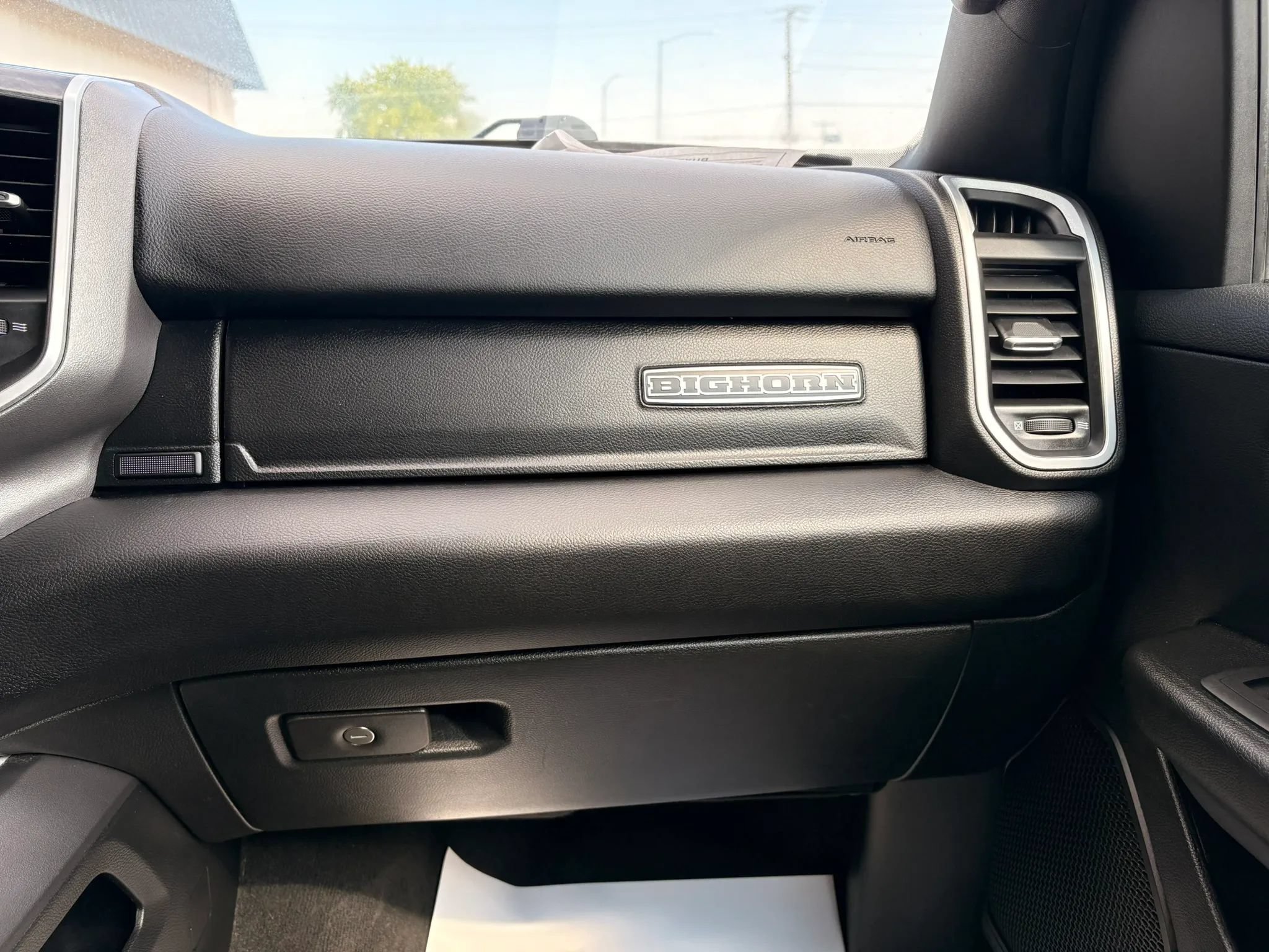 Used 2022 RAM 1500 Big Horn AWD/4WD image 21