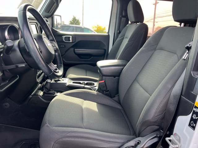 Used 2020 Jeep Wrangler Sport AWD/4WD image 16