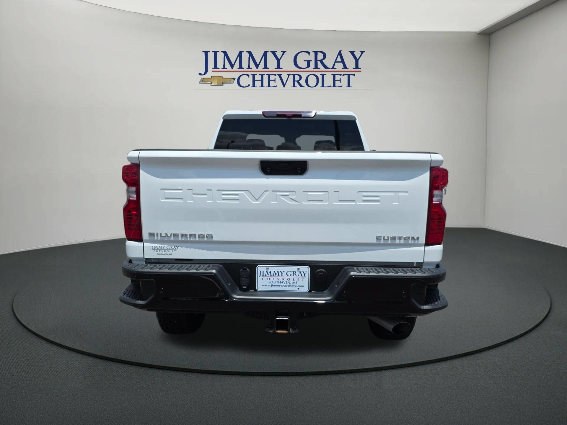 Used 2024 Chevrolet Silverado 2500 Custom w/ Custom Convenience Package AWD/4WD image 4