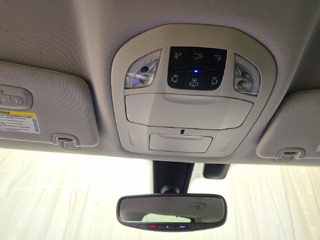 Used 2020 Chrysler Pacifica Touring-L Plus FWD image 21