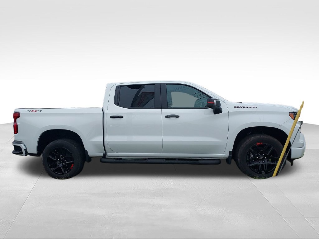 New 2026 Chevrolet Silverado 1500 RST w/ Redline Edition AWD/4WD image 6