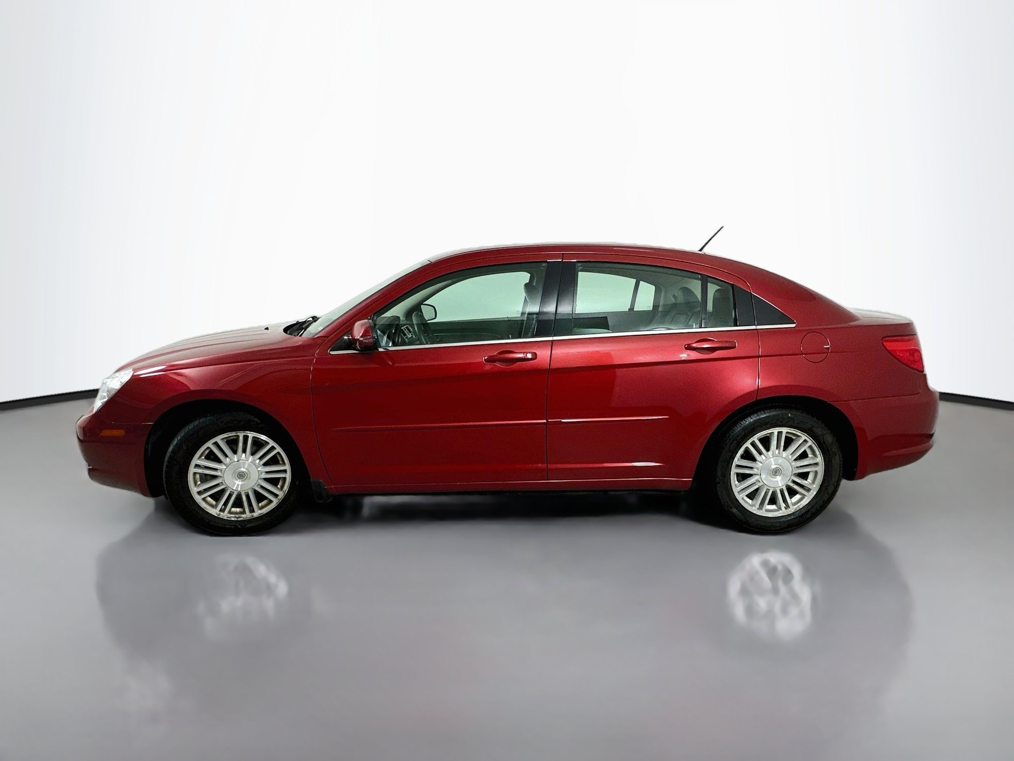 Used 2008 Chrysler Sebring Touring FWD image 4
