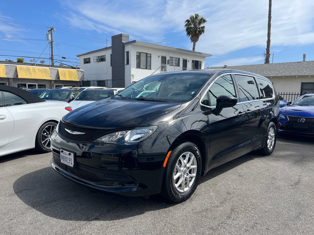 Used 2023 Chrysler Voyager LX