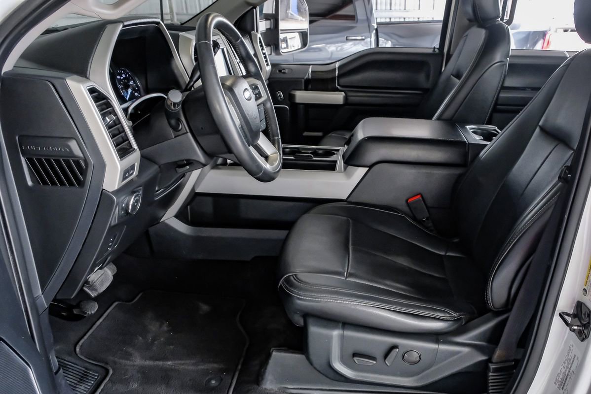 Used 2021 Ford F350 Lariat w/ Chrome Package image 14