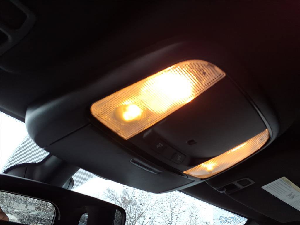 Used 2023 Dodge Durango SXT image 29