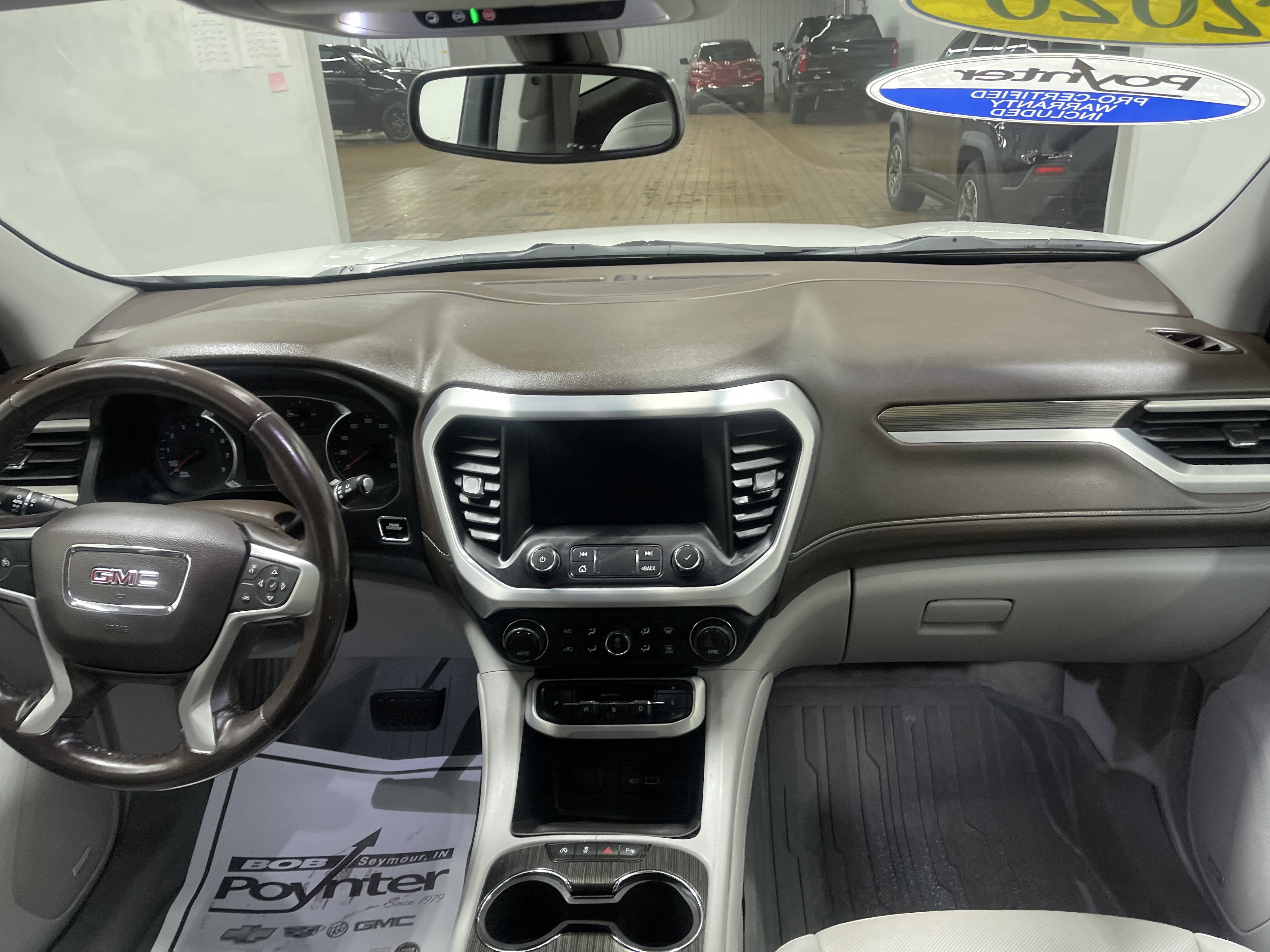 Used 2020 GMC Acadia SLT w/ LPO, Floor Liner Package image 23