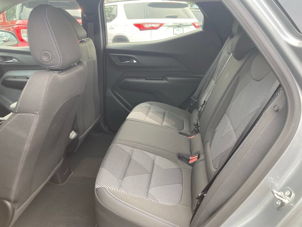 New 2027 Chevrolet Bolt LT w/ Comfort Package FWD image 16