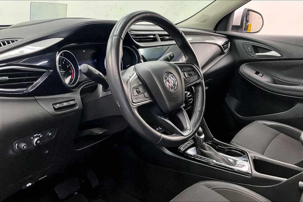 Used 2020 Buick Encore GX Select w/ Advanced Technology Package FWD image 13