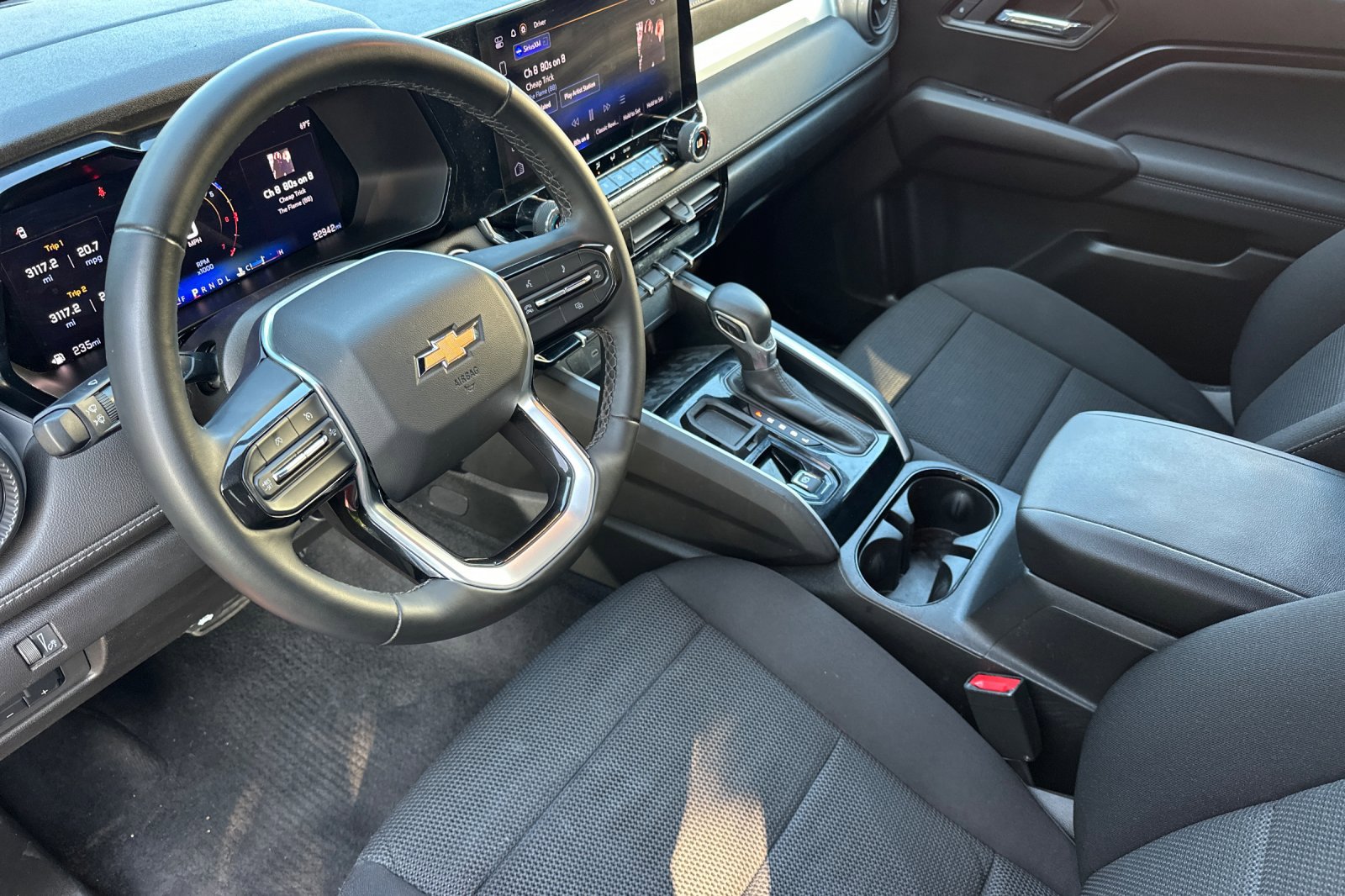 Certified 2024 Chevrolet Colorado LT w/ LT Convenience Package image 10