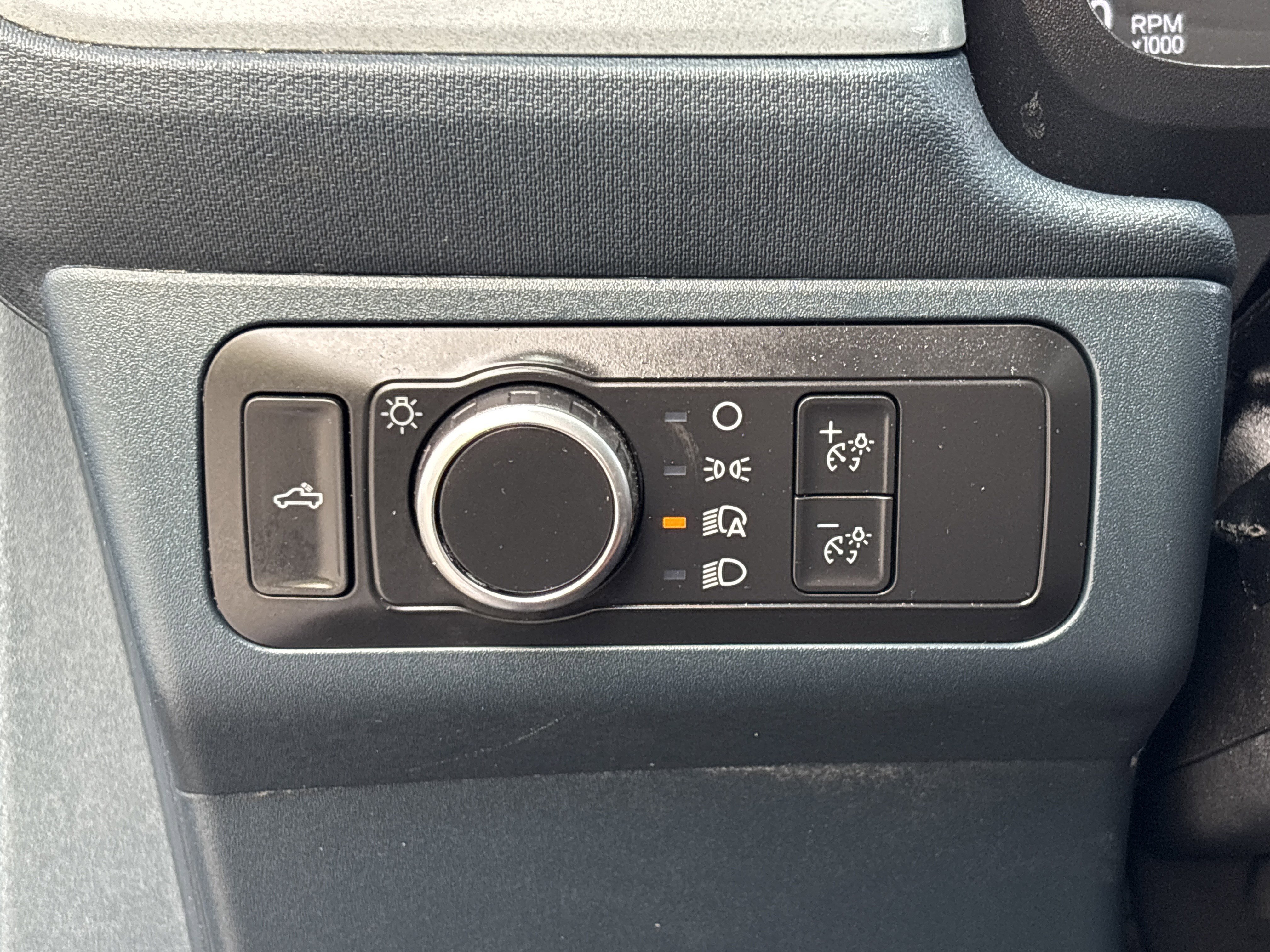 Used 2022 Ford Maverick Lariat w/ Lariat Luxury Package image 29