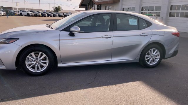 Used 2026 Toyota Camry LE FWD image 6