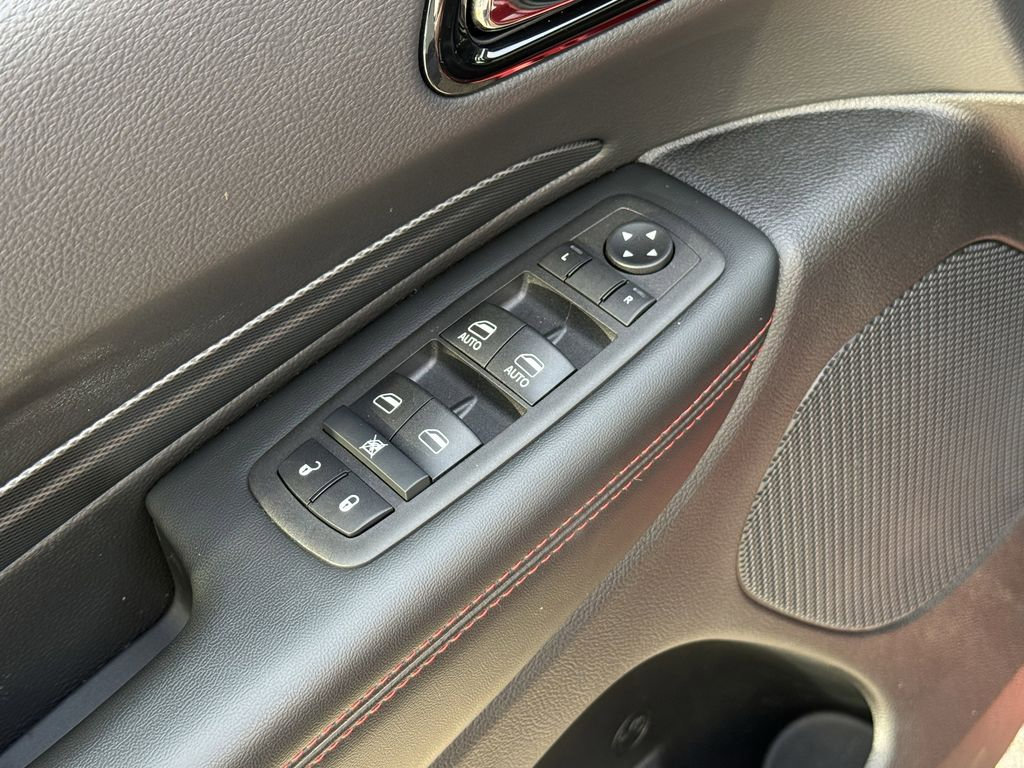 Used 2025 Dodge Durango R/T w/ Blacktop Package image 14