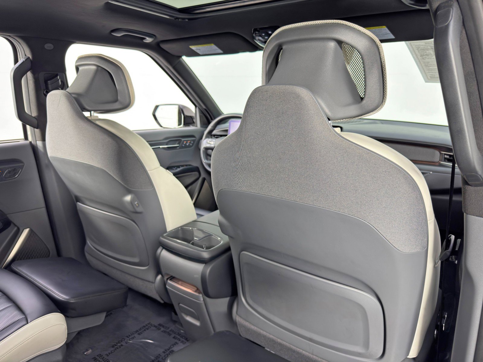 Used 2024 Kia EV9 GT-Line image 39