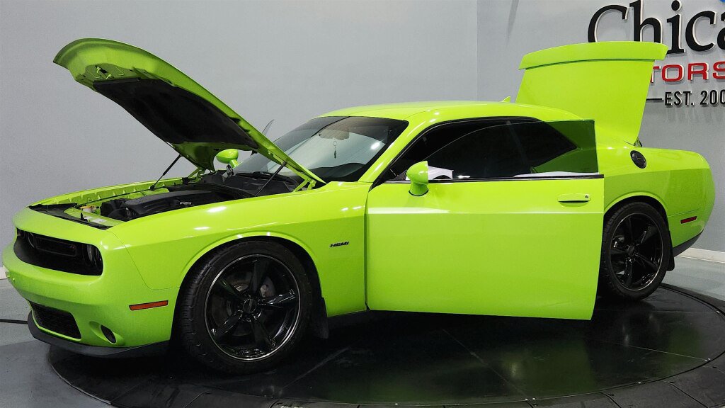 Used 2015 Dodge Challenger R/T w/ Quick Order Package 22B R/T RWD image 17