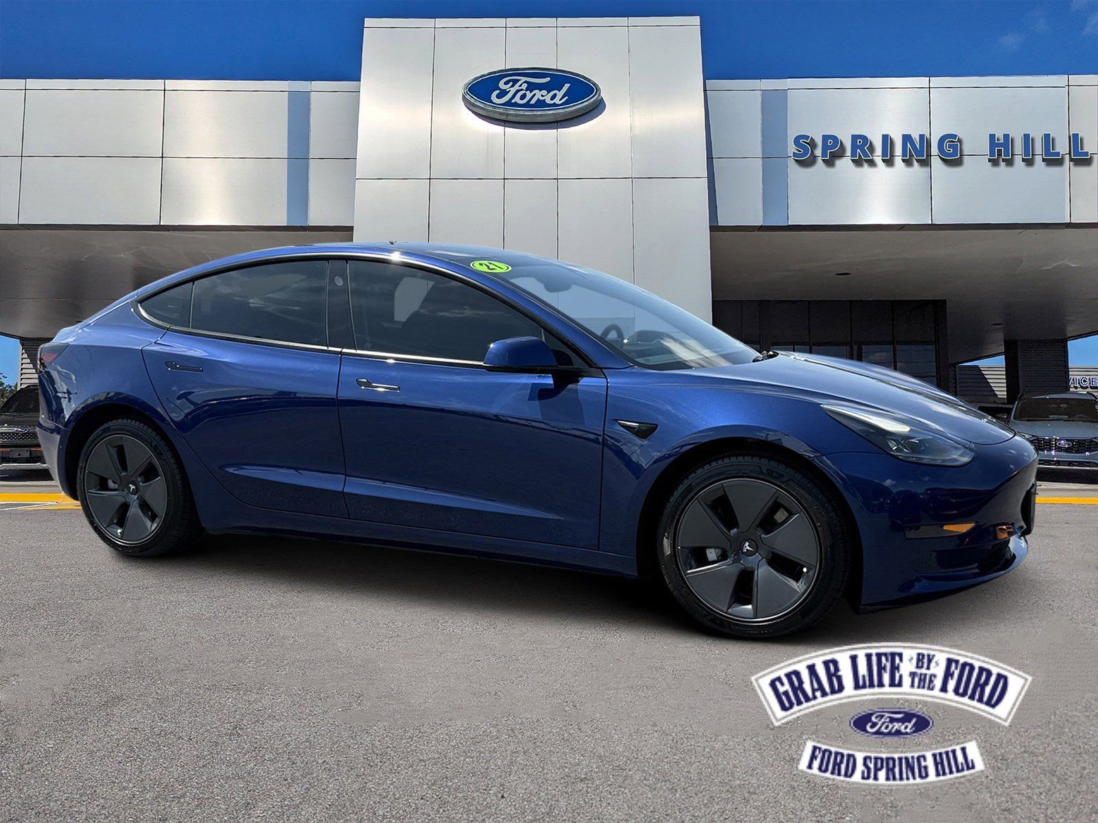 Used 2021 Tesla Model 3 Standard Range RWD image 1
