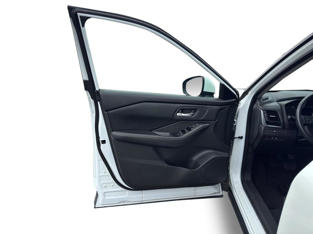 Used 2024 Nissan Rogue SV image 13