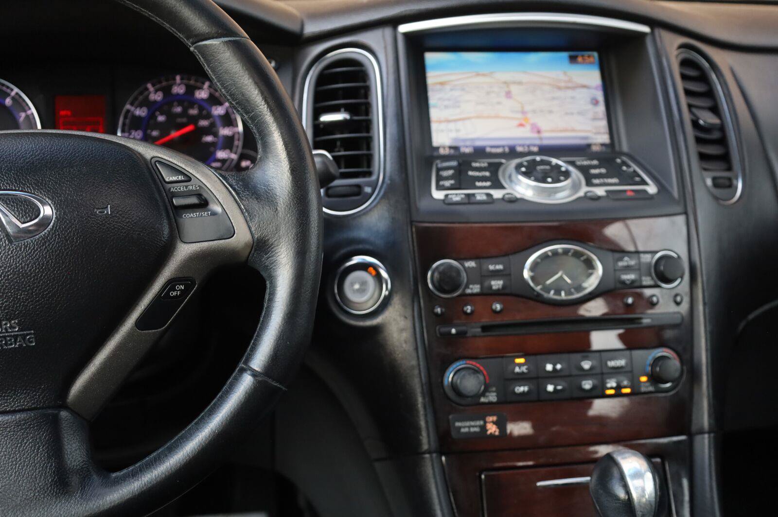 Used 2010 INFINITI EX35 Journey RWD image 33