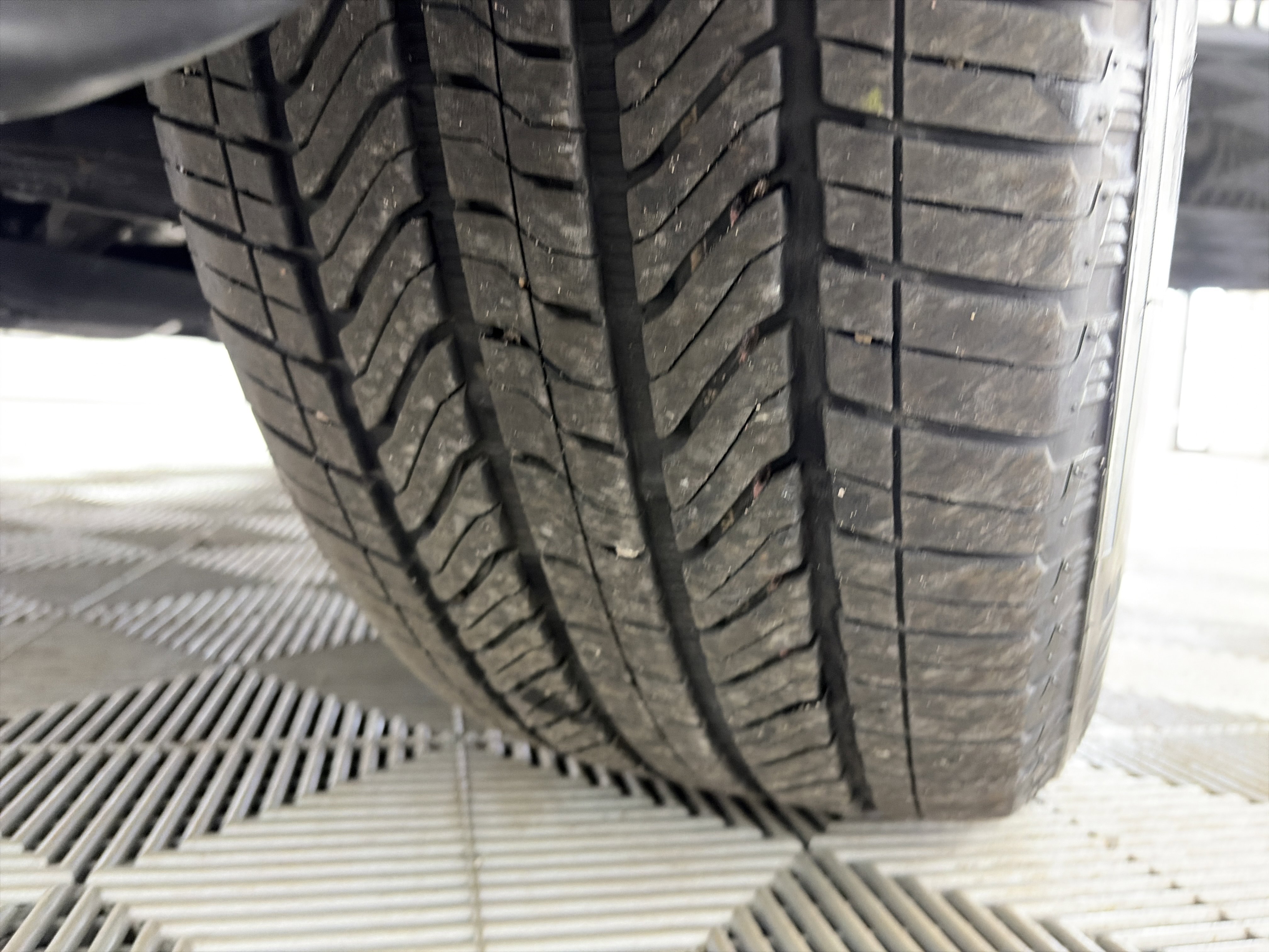 Certified 2024 GMC Sierra 1500 SLT w/ SLT Premium Plus Package AWD/4WD image 12