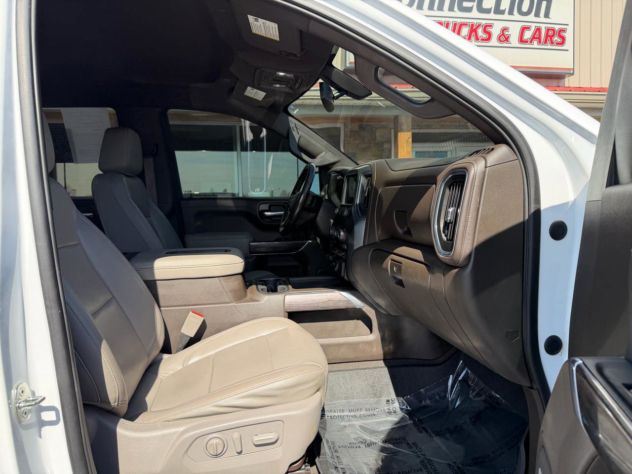 Used 2020 Chevrolet Silverado 1500 LTZ image 27