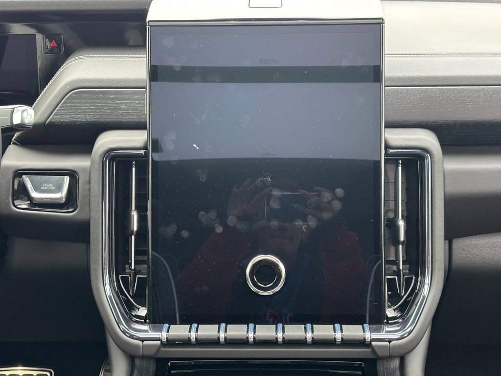 New 2026 GMC Yukon XL AT4 Ultimate w/ LPO, Illumination Package image 14