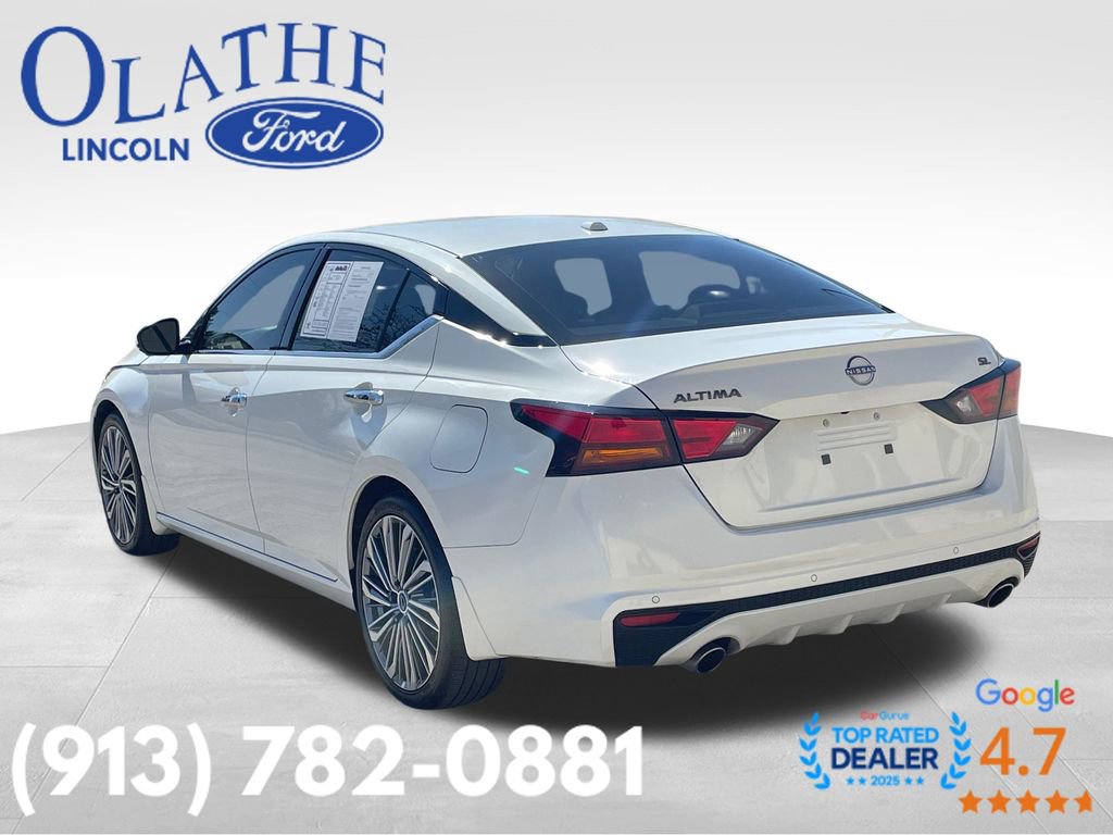 Used 2024 Nissan Altima 2.5 SL image 3