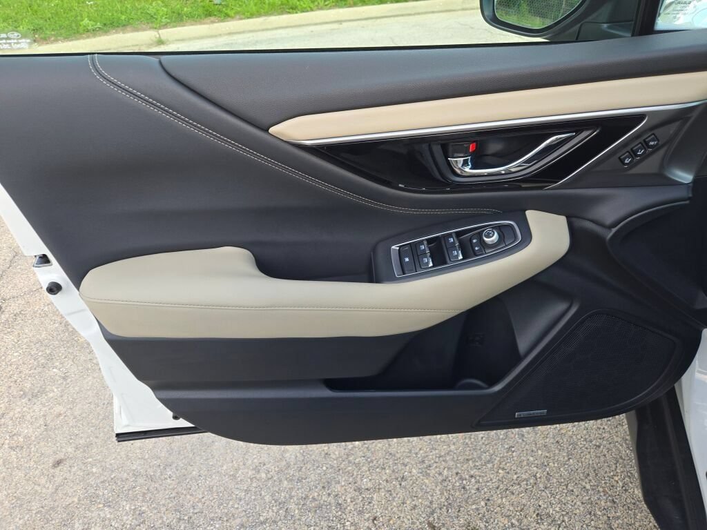 Certified 2022 Subaru Outback Limited AWD/4WD image 19