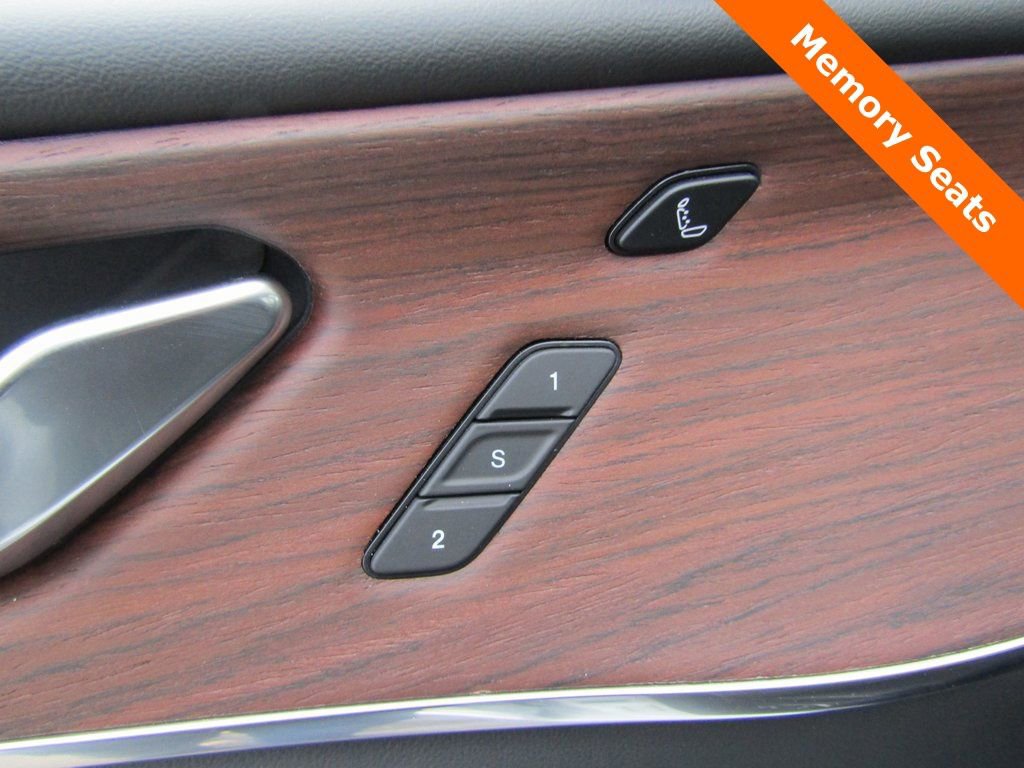 New 2025 Jeep Grand Cherokee L Summit w/ Obsidian Package image 6