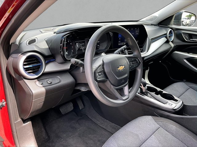 Used 2024 Chevrolet Trax LS FWD image 14